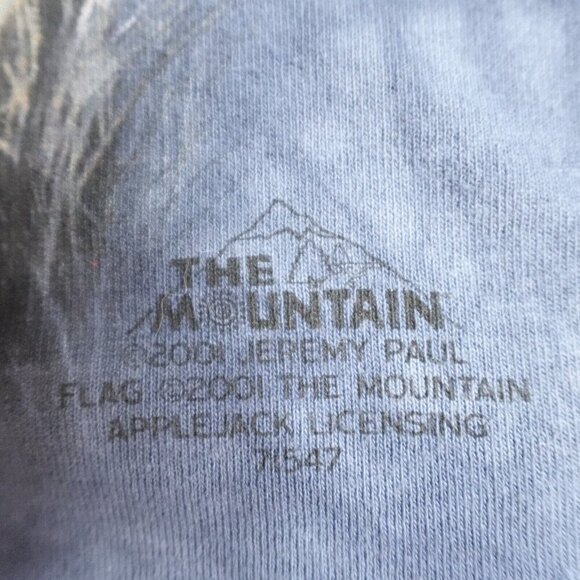 Vintage The Mountain Shirt Medium Blue American Flag Wolves Jeremy Paul 2001 - Picture 3 of 7
